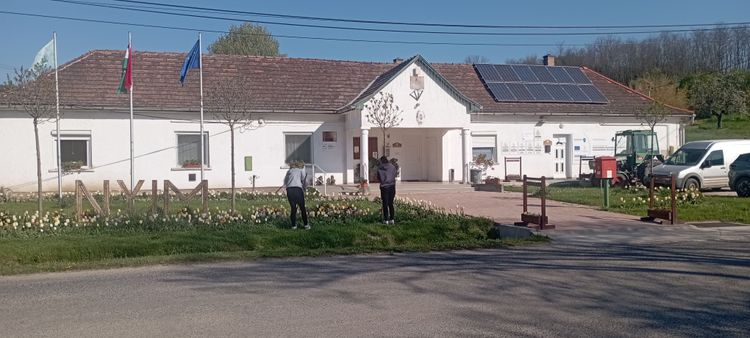 Nyim - faluszépítés