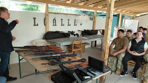 LÖVÉSZET 21be46b6-a143-4e3a-865f-a86bd9b519d2.jpg