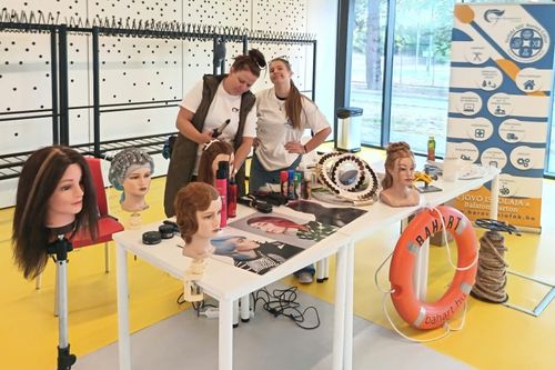 Zánka – Szakmasziget 💇‍♀️💇💇‍♂️✂🛳️⛴️🚢🛟⚓️